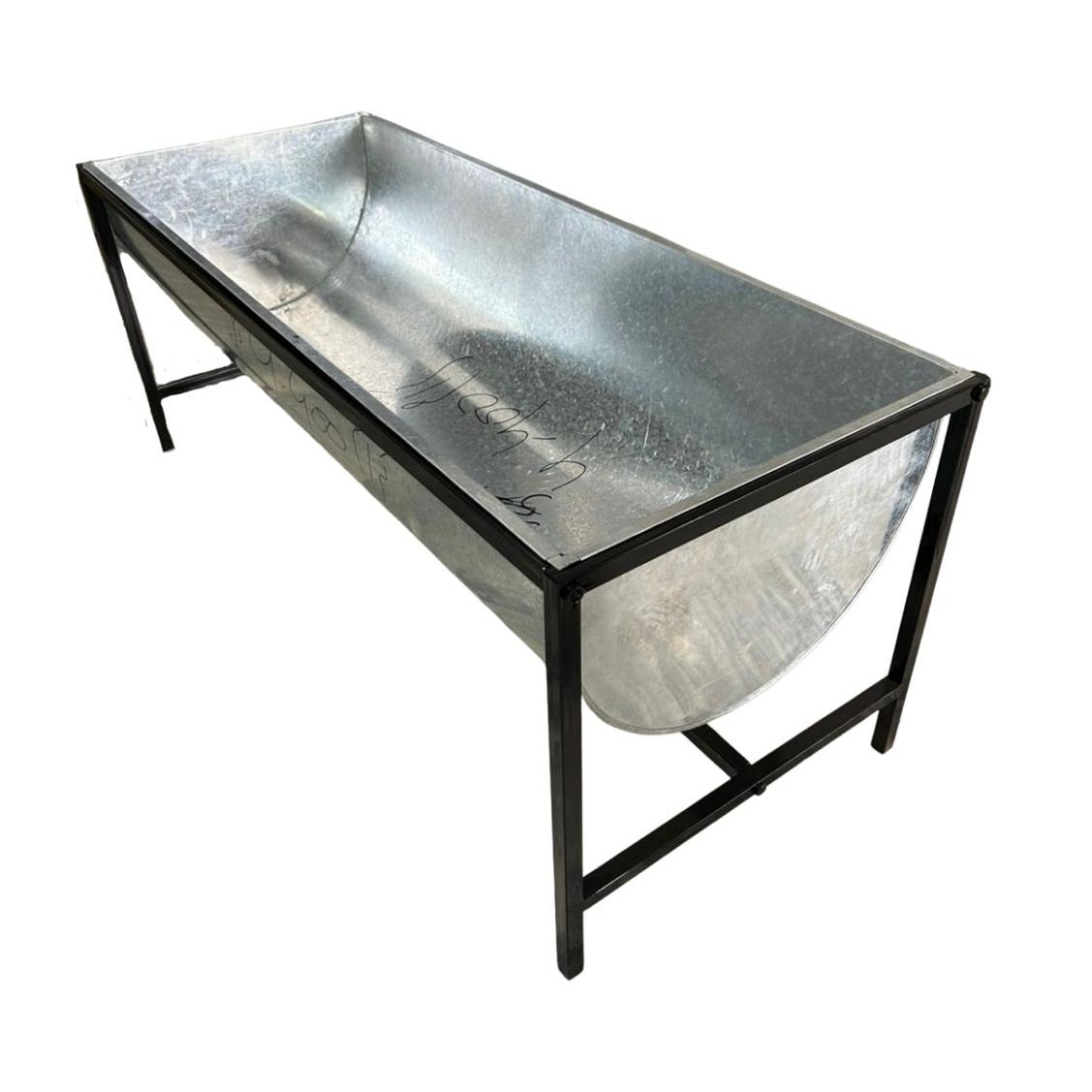 4 Feet Feeder With stand For Cows